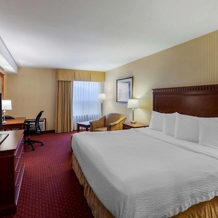 Best Western Plus Otonabee Inn Peterborough Eksteriør billede